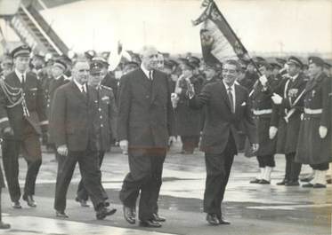 PHOTO DE PRESSE ORIGINALE / Président du Mexique Lopez MATEOS et le Général de Gaulle, 1963