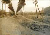 Theme PHOTO DE PRESSE ORIGINALE / Dans la Creuse (23), après le dégel, la chaussée est défoncée, 1963