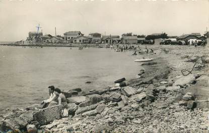 / CPSM FRANCE 13 "Fos sur Mer, la plagette Saint Gervais"