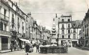 37 Indre Et Loire CPSM FRANCE 37 "Tours, la fontaine de Beaune"