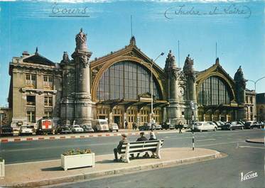 CPSM FRANCE 37 "Tours, la gare, place général Leclerc"