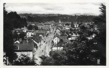 / CPSM FRANCE 38 "Pont de Beauvoisin, vue générale et av de la gare"