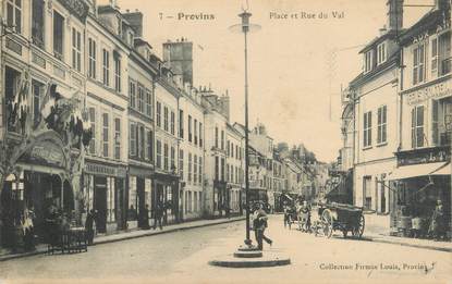 CPA FRANCE 77 "Provins, place et rue du Val"