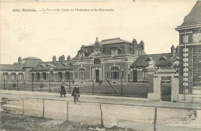 CPA FRANCE 35 "Rennes, la nouvelle école de médecine et de pharmacie"