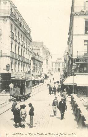 CPA FRANCE 35 "Rennes, rue de Berlin et palais de justice"