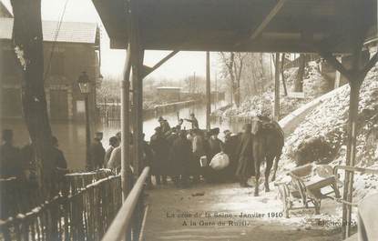 CPA FRANCE 92 "Rueil, à la gare" / INONDATIONS 1910