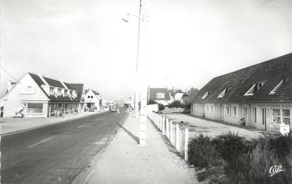 CPSM FRANCE 14 "Bernières sur Mer, rue Victor Tesnières"