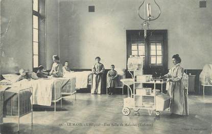 CPA FRANCE 72 "Le Mans, l'hôpital, une salle de malades"