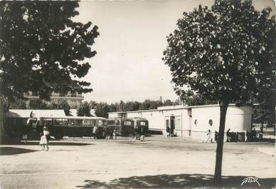 CPSM FRANCE 56 "Lorient, gare routière" / BUS