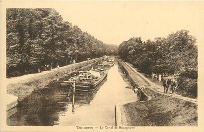 CPA FRANCE 89 "Tonnerre, le canal de Bourgogne" / PENICHE