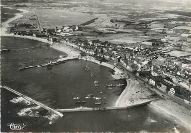 CPSM FRANCE 44 "La Turballe, vue aérienne, le port et la ville"