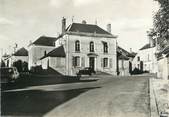 89 Yonne CPSM FRANCE 89 "Cravant, la mairie"