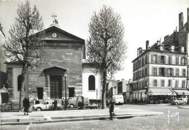 CPSM FRANCE 92 "Neuilly sur Seine, église Saint Jean Baptiste"