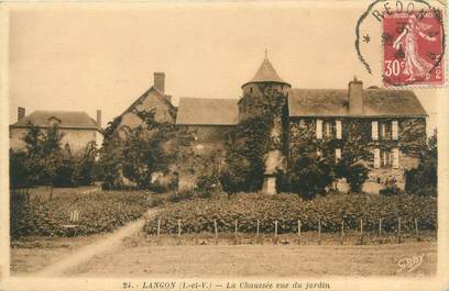 CPA FRANCE 35 "Langon, la chaussée vue du jardin"