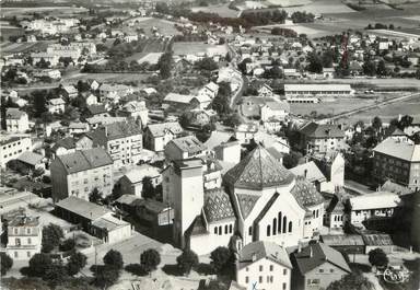 / CPSM FRANCE 74 "Annemasse, l'église Saint joseph, vue générale"