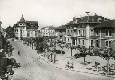 / CPSM FRANCE 74 "Annemasse, place de l'hôtel de ville"