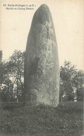 CPA FRANCE 35 "Dol de Bretagne, menhir du Champ Dolent"