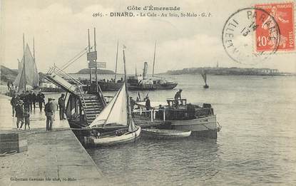 CPA FRANCE 35 "Dinard, la Cale, au loin  Saint Malo"