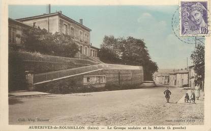 CPA FRANCE 38 "Auberives de Roussillon, le groupe scolaire et la mairie"