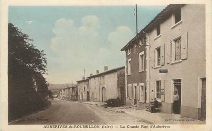 CPA FRANCE 38 "Auberives de Roussillon, la grande rue d'Auberives"