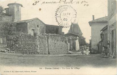 CPA FRANCE 38 "Clonas, un coin du village"