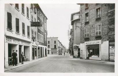 CPSM FRANCE 38 "Le Péage du Roussillon, rue Grande et place de la Halle"