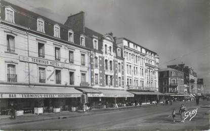 CPSM FRANCE 35 "Saint Malo, vue des hôtels"