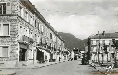 / CPSM FRANCE 26 "La Chapelle en Vercors, la rue principale"