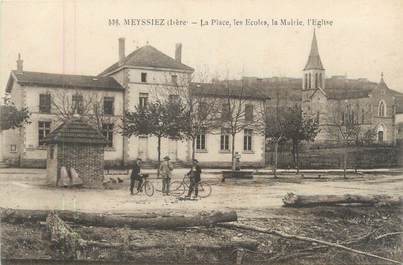 CPA FRANCE 38 "Meyssiez, la place, les écoles, la mairie, l'église"