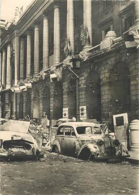 CARTE PHOTO / 2EME GUERRE / LIBERATION DE PARIS