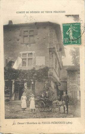 CPA FRANCE 01 "Devant l'hostellerie du Vieux Pérouges"