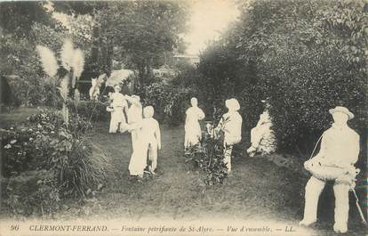 CPA FRANCE 63 "Clermont Ferrand, fontaine pétrifiante de Saint Alyre"