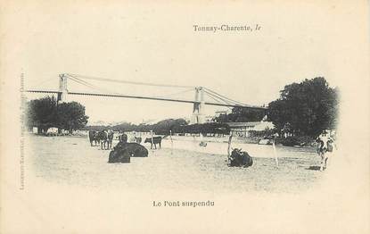 / CPA FRANCE 17 "Tonnay Charente, le pont suspendu"
