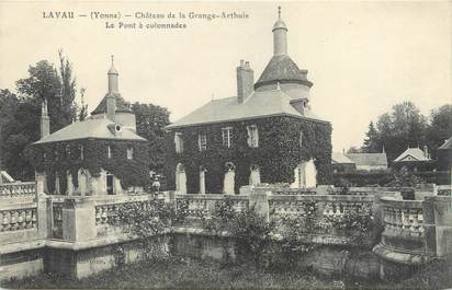 CPA FRANCE 89 "Lavau, château de la Grange Arthuis, le pont à colonnades"