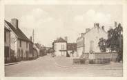 89 Yonne CPA FRANCE 89 "Dracy sur Ouanne, la mairie et le monument aux morts"