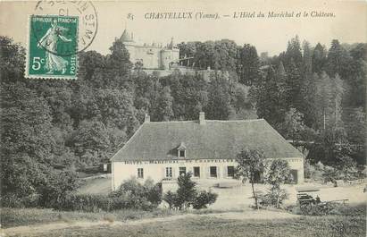 CPA FRANCE 89 "Chastellux, l'hôtel du Maréchal et le château"