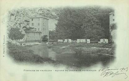 CPA FRANCE 84 "Fontaine de Vaucluse, le square du jardin de Pétrarque"