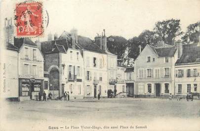 CPA FRANCE 89 "Sens, la place Victor Hugo"