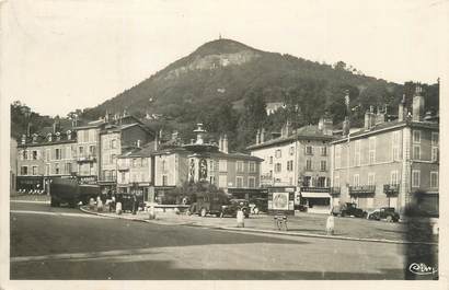 CPSM FRANCE 38 "Voiron Chartreuse, place de la République"