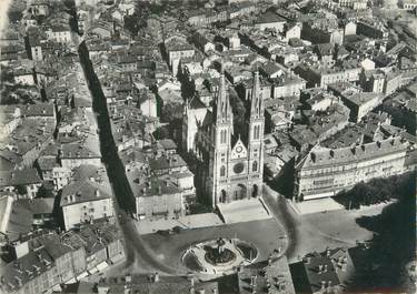 CPSM FRANCE 38 "Voiron Chartreuse, vue aérienne sur l'église Saint Bruno"