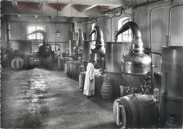 CPSM FRANCE 38 "Voiron, distillerie de la Grande Chartreuse"