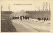 50 Manche CPA FRANCE 50 "Cherbourg, sortie de l'arsenal"