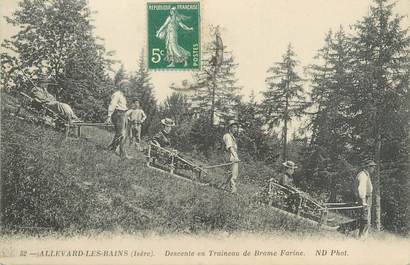 CPA FRANCE 38 "Allevard Les Bains, descente en traineau de Brame Farine"