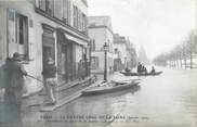 75 Pari CPA FRANCE 75012 "Paris, sauveteurs au quai de la Rapée" / INONDATION DE1910