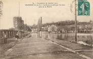 91 Essonne CPA FRANCE 91 "Crosnes, la route envahie par les eaux près de la mairie" / INONDATION 1910