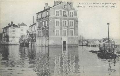 CPA FRANCE 92 "Sèvres, vue prise de Saint Cloud" / INONDATION 1910