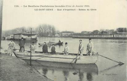 CPA FRANCE 93 "Ile Saint Denis, quai d'Argenteuil, bateau du Génie " / INONDATION 1910
