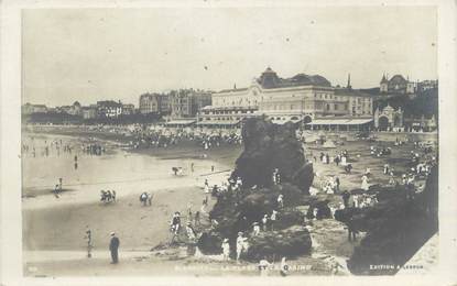 CPA FRANCE 64 "Biarritz, la plage et le casino" / Ed. LEBRUN