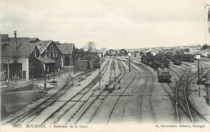 / CPA FRANCE 18 "Bourges" / GARE