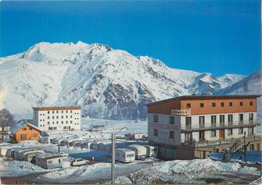 CPSM FRANCE 38 "Les deux Alpes, motel Caravaneige"